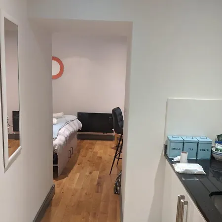 Leeds City Centre , Studio